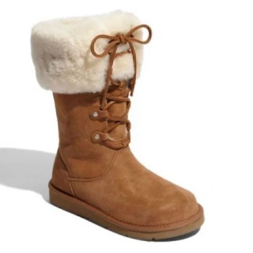 UGG | Australia Montclair‎ Cuffed Suede Sheepskin Lace-Up Boots in Chestnut